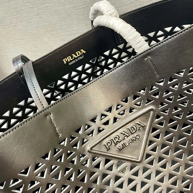 2406YA0168 Prada Bags 0712